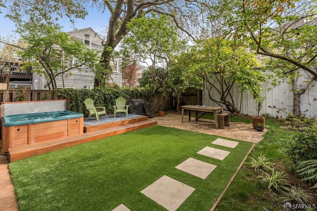 719-721 Shotwell St, San Francisco, CA 94110 - view of yard with a hot tub and a patio