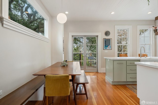 719-721 Shotwell St, San Francisco, CA 94110 - dining room featuring light wood-style floors and recessed lighting