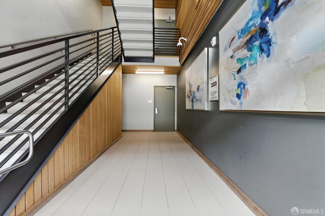 50 Jerrold Ave Unit 215, San Francisco, CA 94124 - hall featuring baseboards