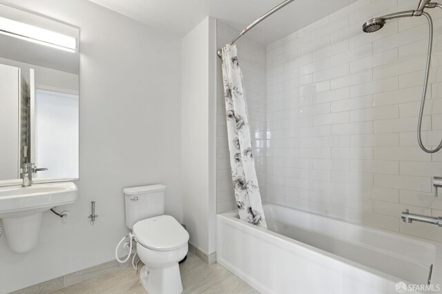 50 Jerrold Ave Unit 215, San Francisco, CA 94124 - full bathroom featuring toilet and shower / bath combo