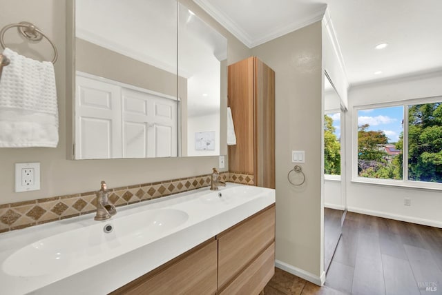 1723 Astoria Dr, Fairfield, CA 94534 - full bathroom featuring crown molding, double vanity, and recessed lighting
