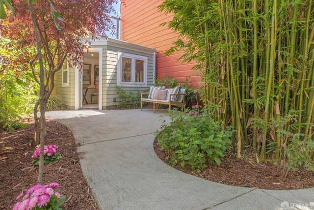 762 Bay St, San Francisco, CA 94109 - view of patio