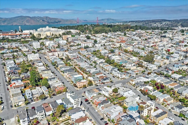 bird's eye view with a mountain view