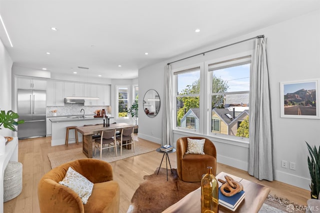 38 Steiner St Unit 303, San Francisco, CA 94114 - living room featuring light wood-style flooring and recessed lighting