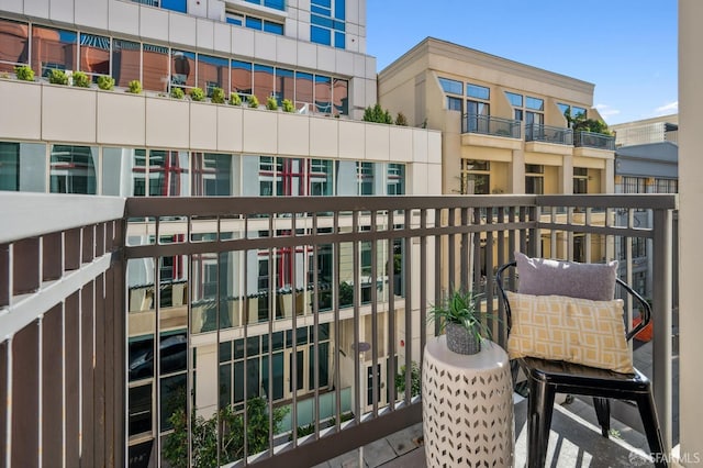 50 Lansing St Unit 403, San Francisco, CA 94105 - view of balcony