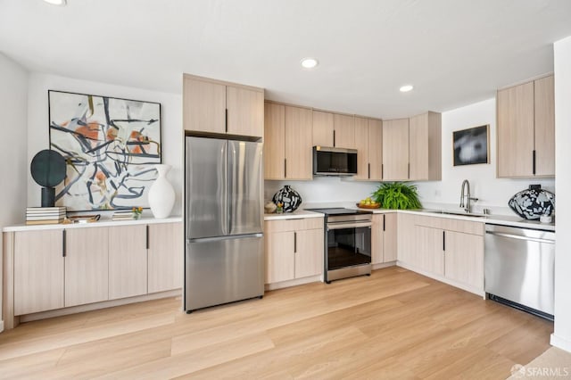 85 Duboce Ave Unit 301, San Francisco, CA 94103 - photo 15