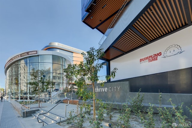 250 King St Unit 536, San Francisco, CA 94107 - view of building exterior