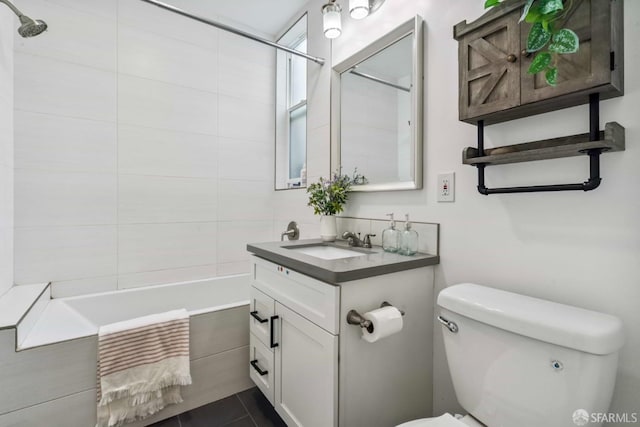 1210 40th Ave, San Francisco, CA 94122 - full bath with vanity, tiled shower / bath combo, and tile patterned flooring