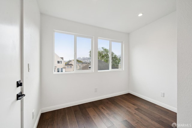 63-65 Jersey St, San Francisco, CA 94114 - empty room featuring dark wood-style flooring and recessed lighting
