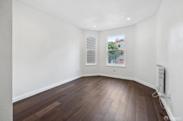 63-65 Jersey St, San Francisco, CA 94114 - empty room with dark wood finished floors and recessed lighting