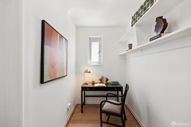 1101 Green St Unit 1402, San Francisco, CA 94109 - home office with baseboards