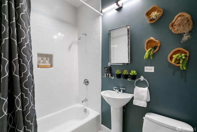 49 Hill St, San Francisco, CA 94110 - bathroom with shower / bathtub combination with curtain and toilet