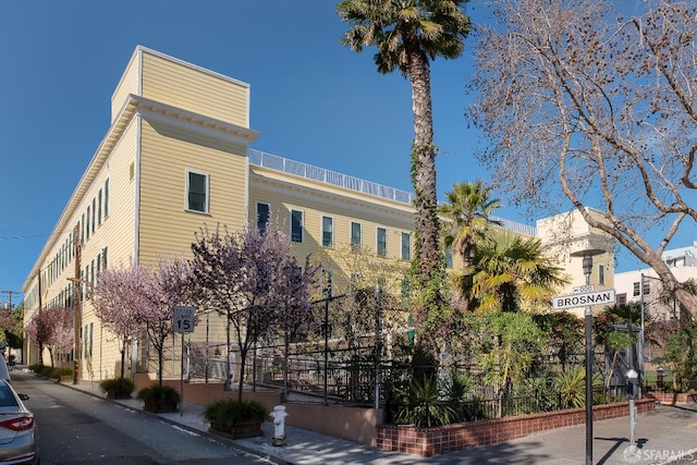 49 Hill St, San Francisco, CA 94110 - view of building exterior