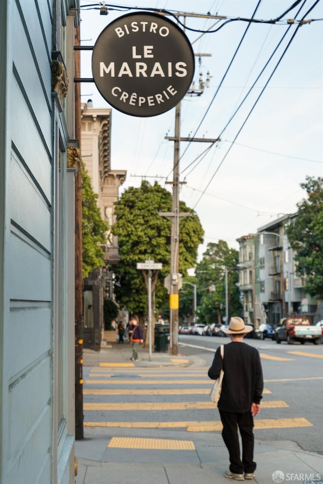 49 Hill St, San Francisco, CA 94110 - view of asphalt street featuring street lighting, sidewalks, and curbs