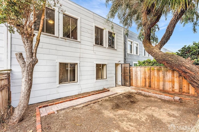21 Hollywood Ct, San Francisco, CA 94112 - photo 49