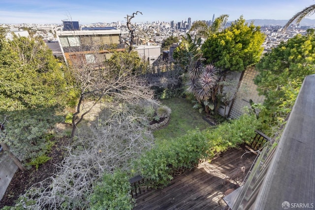 bird's eye view with a view of city