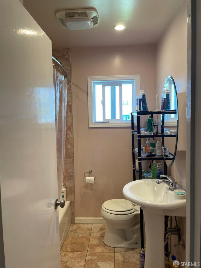 21723 Ada St, Castro Valley, CA 94546 - bathroom featuring shower / tub combo and recessed lighting