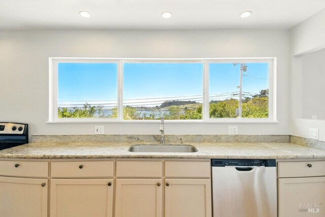 1685 Bay Flat Rd, Bodega Bay, CA 94923 - kitchen with dishwasher, a sink, stove, healthy amount of natural light, and recessed lighting