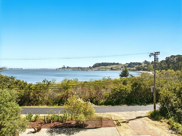 1685 Bay Flat Rd, Bodega Bay, CA 94923 - water view