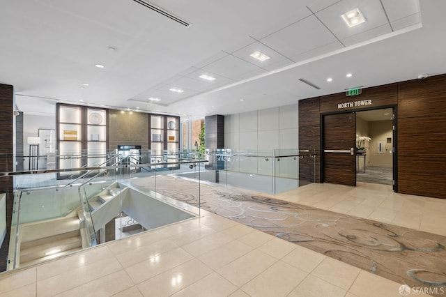 333 1st St Unit N1404, San Francisco, CA 94105 - lobby with recessed lighting