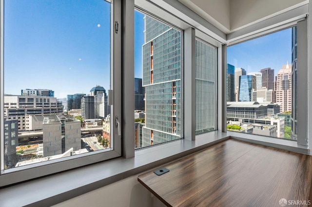 333 1st St Unit N1404, San Francisco, CA 94105 - unfurnished room featuring a city view