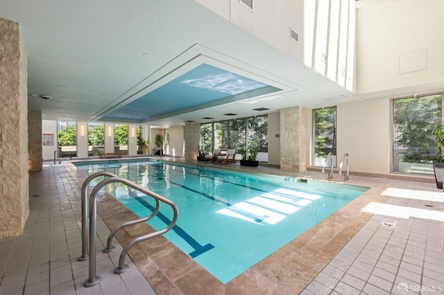 333 1st St Unit N1404, San Francisco, CA 94105 - view of indoor community pool