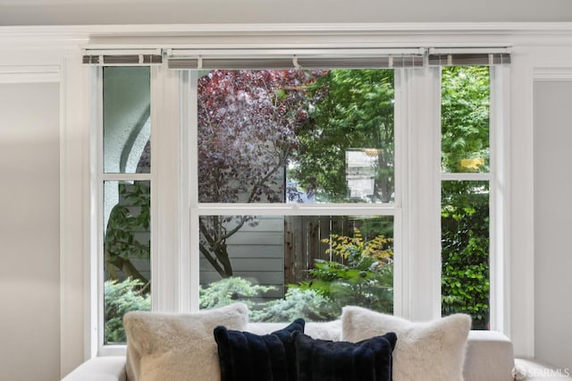1250 Vallejo St Unit 2, San Francisco, CA 94109 - view of sunroom / solarium