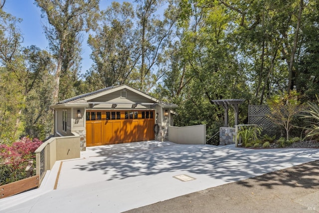 view of front of property with an attached garage and driveway