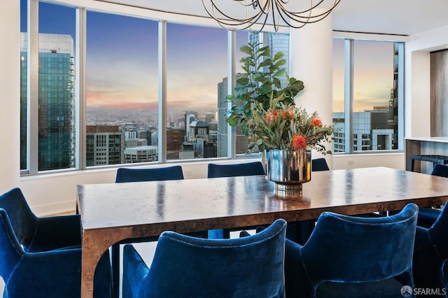 338 Main St Unit Ph36B, San Francisco, CA 94105 - dining room featuring a chandelier and a city view