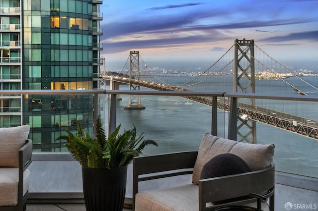 338 Main St Unit Ph36B, San Francisco, CA 94105 - balcony with a water view