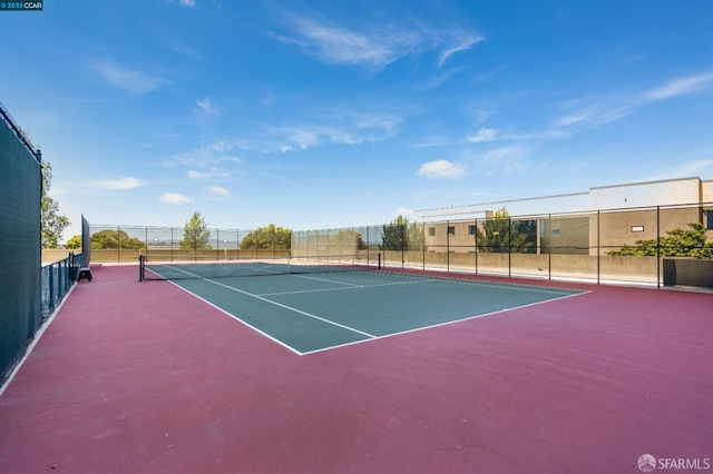 6363 Christie Ave Unit 1823, Emeryville, CA 94608 - view of sport court featuring community basketball court and fence