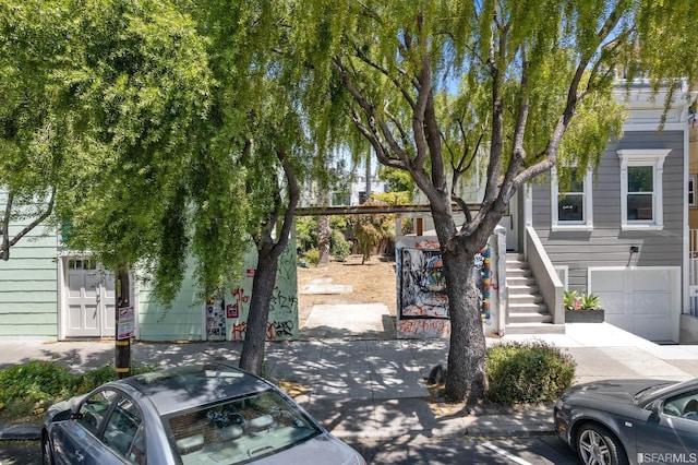 Listing photo 3 for 2677 Harrison St, San Francisco CA 94110