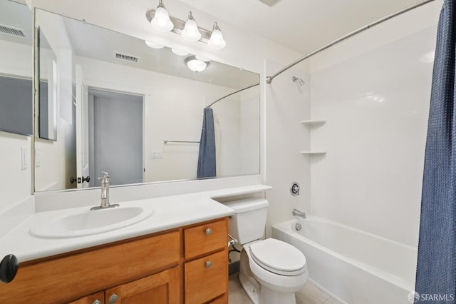 104 Diamond Cove Ter, San Francisco, CA 94134 - bathroom featuring shower / tub combo with curtain and vanity