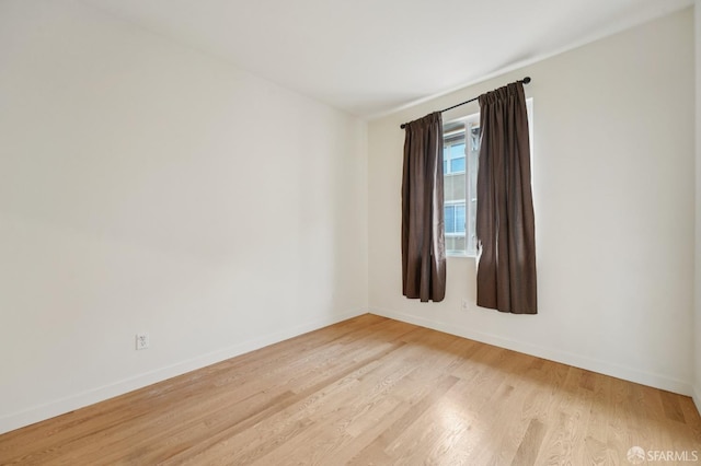 104 Diamond Cove Ter, San Francisco, CA 94134 - unfurnished room featuring light wood-style flooring and baseboards