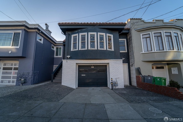 view of front facade with a garage