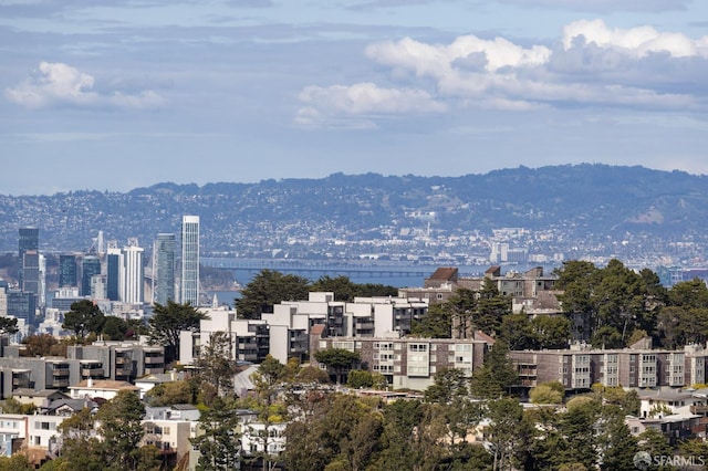 city view featuring a mountain view