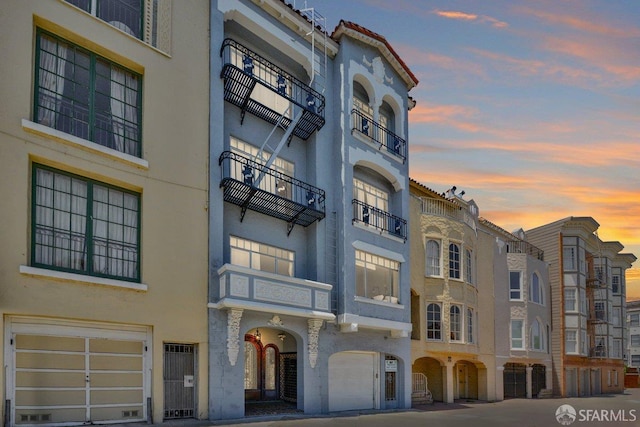 3675 Fillmore St Unit 102, San Francisco, CA 94123 - view of property at dusk