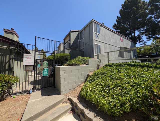 1333 N Camino Alto Unit 227, Vallejo, CA 94589 - view of gate