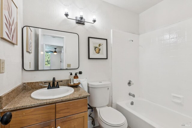 1333 N Camino Alto Unit 227, Vallejo, CA 94589 - full bathroom featuring toilet, vanity, bathing tub / shower combination, and ceiling fan