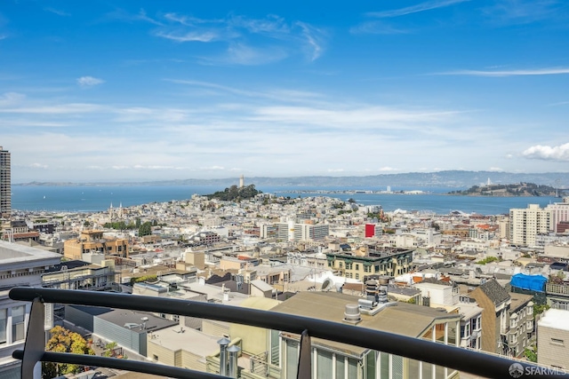 1220 Jones St Unit 601, San Francisco, CA 94109 - city view featuring a nearby body of water