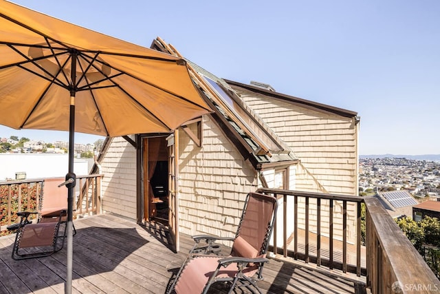 70 Laidley St, San Francisco, CA 94131 - view of wooden terrace