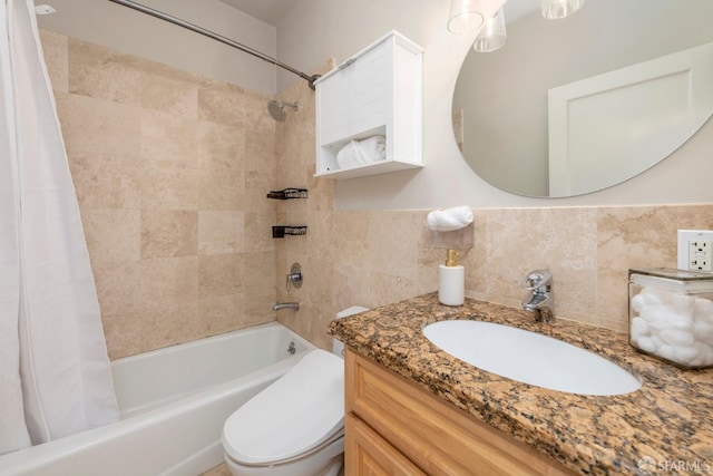 2675 Sutter St, San Francisco, CA 94115 - bathroom featuring shower / bath combo with shower curtain and vanity