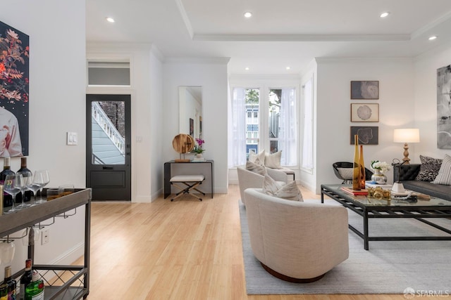 2675 Sutter St, San Francisco, CA 94115 - living area featuring light wood-style flooring, recessed lighting, and crown molding