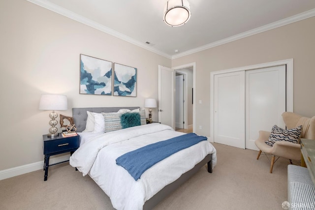 2675 Sutter St, San Francisco, CA 94115 - bedroom with light colored carpet, crown molding, and a closet