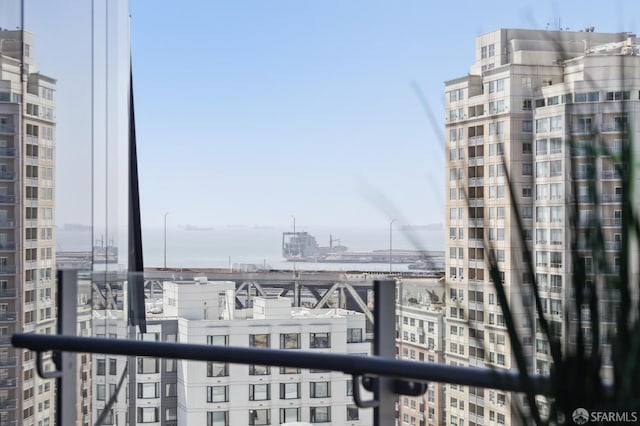 338 Main St Unit 19G, San Francisco, CA 94105 - city view with a nearby body of water