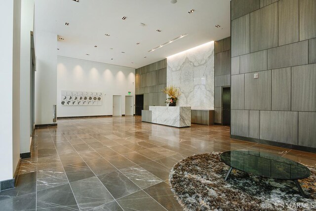 338 Main St Unit 19G, San Francisco, CA 94105 - view of reception area