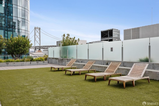 338 Main St Unit 19G, San Francisco, CA 94105 - view of green lawn