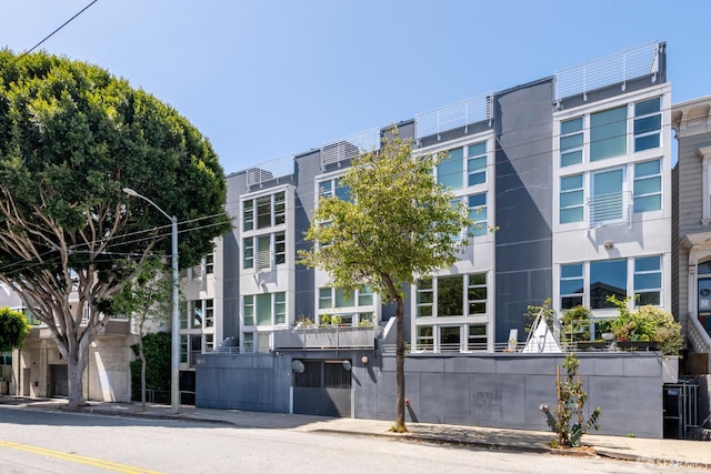 1970 Sutter St Unit 107, San Francisco, CA 94115 - view of building exterior