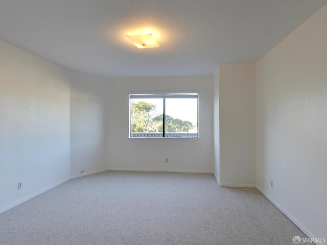 1279 41st Ave, San Francisco, CA 94122 - spare room featuring light carpet and baseboards