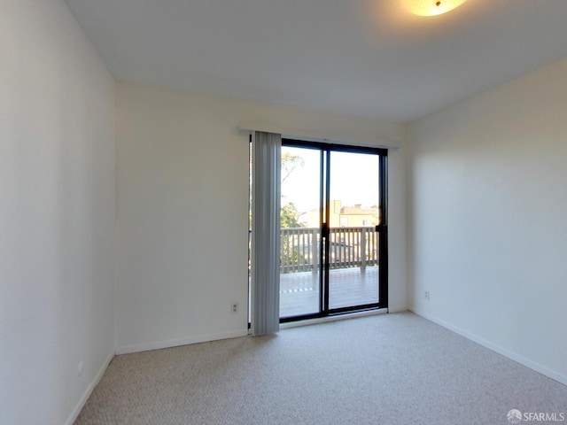 1279 41st Ave, San Francisco, CA 94122 - carpeted spare room with baseboards